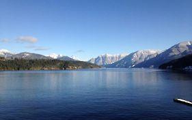 Earls Cove Orca View